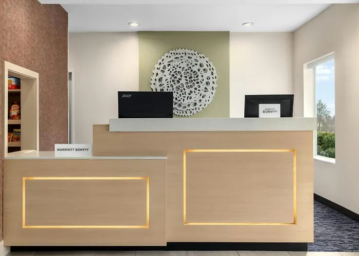 Fairfield Inn & Suites Indianapolis Airport