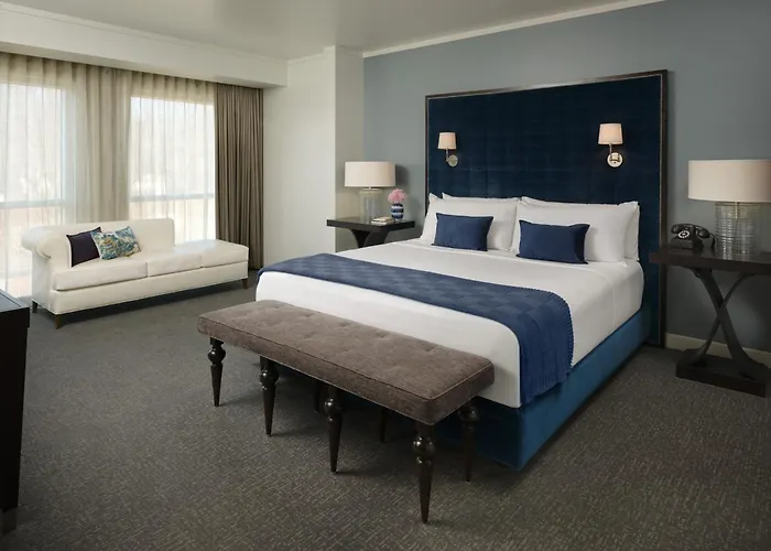 The Fontaine Hotel Kansas City