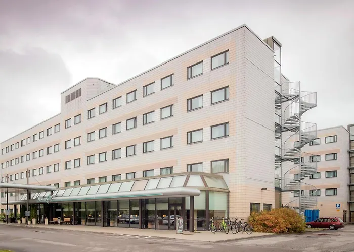 Holiday Inn Helsinki-Vantaa Airport By Ihg