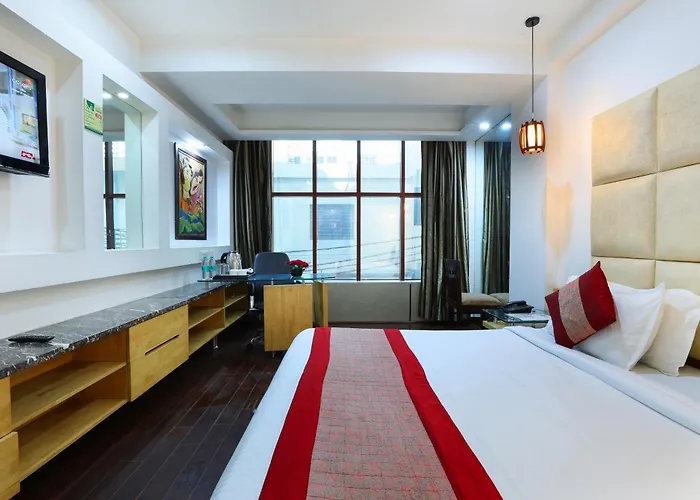 Airport Hotel Grand New Delhi