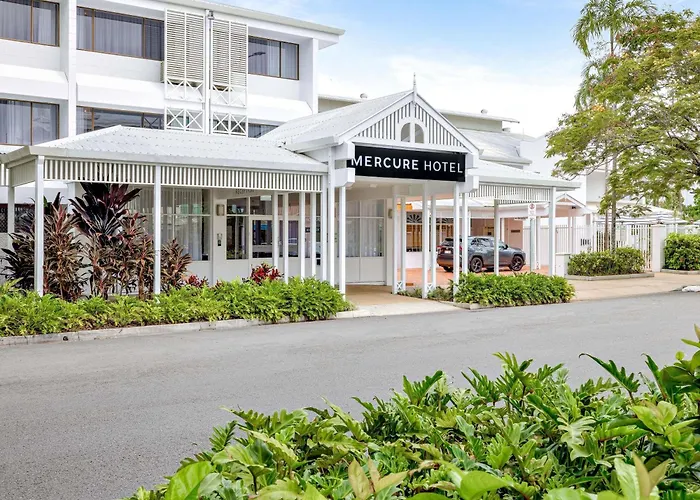 Mercure Cairns