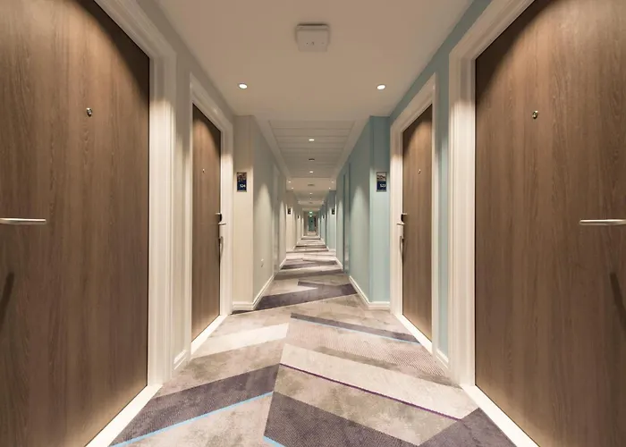 Hampton By Hilton Edinburgh West End Hotel