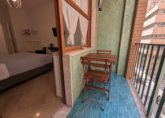 Napoli City Inn