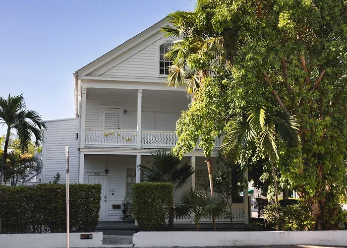 Bananas Foster Guesthouse Key West