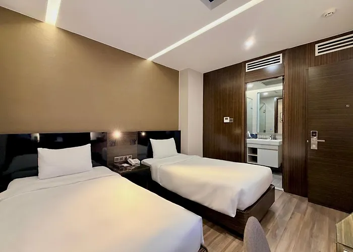 Queen Ann Hotel Ho Chi Minh City