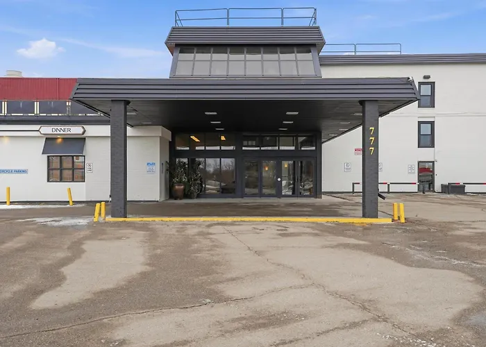 Seven Oaks Hotel Regina, Surestay Collection By Best Western