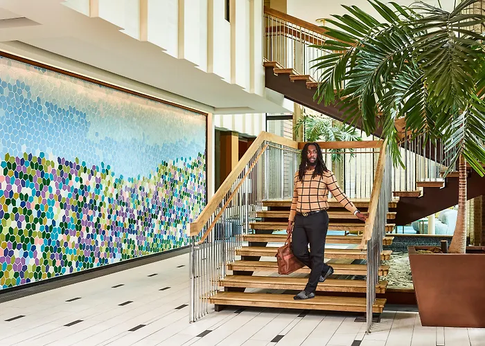 The Highland Dallas, Curio Collection By Hilton
