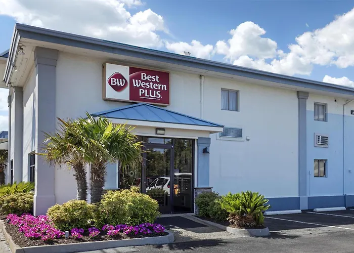 Best Western Plus Chesapeake Bay-Norfolk