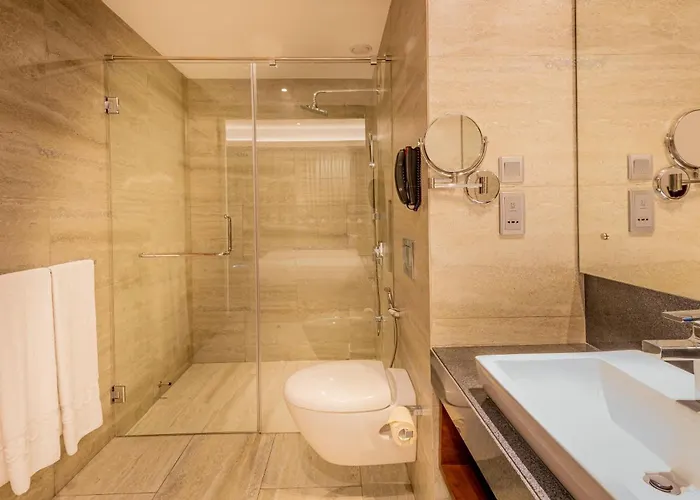 Jetwing Colombo Seven Hotel