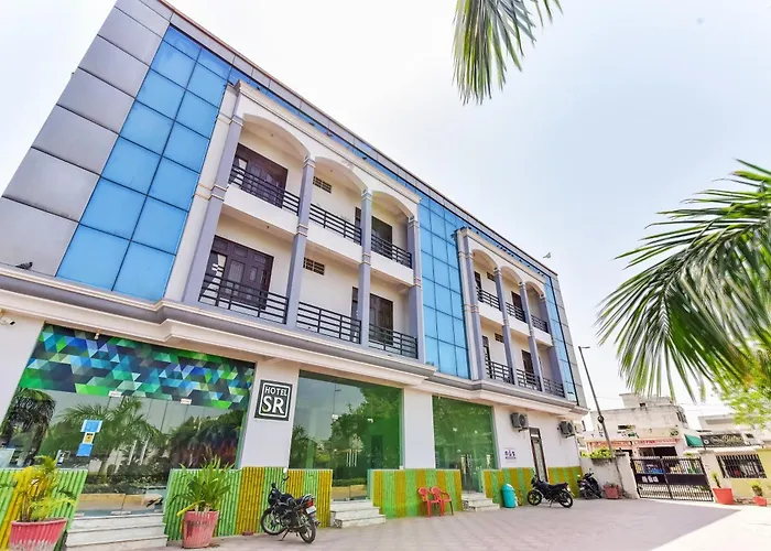 Hotel O S R Jaipur
