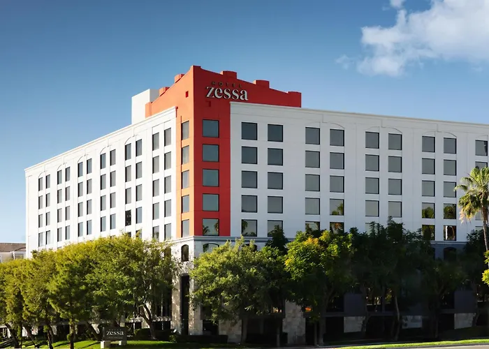 Hotel Zessa Orange County Airport, A Doubletree By Hilton Santa Ana
