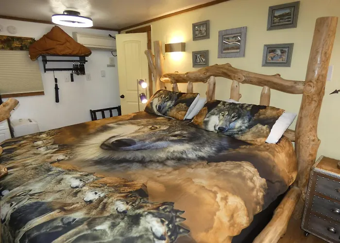 Yellowstone Motel - Adults Only - All Rooms Have Kitchens West Yellowstone