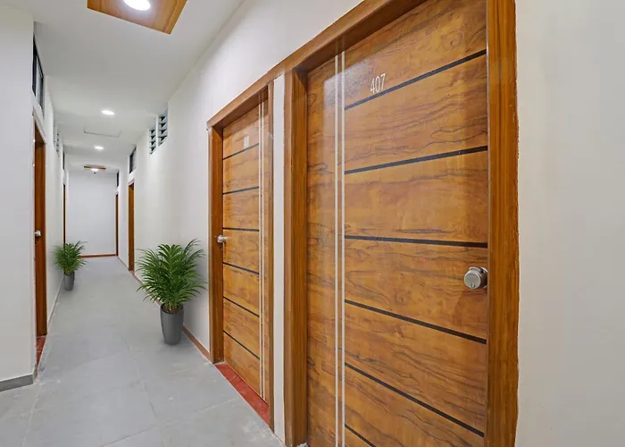 Hotel O King'S Land Rajkot