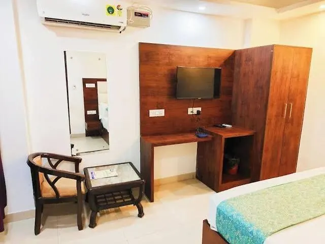 Hotel Eros - Near Airport T2 Mumbai