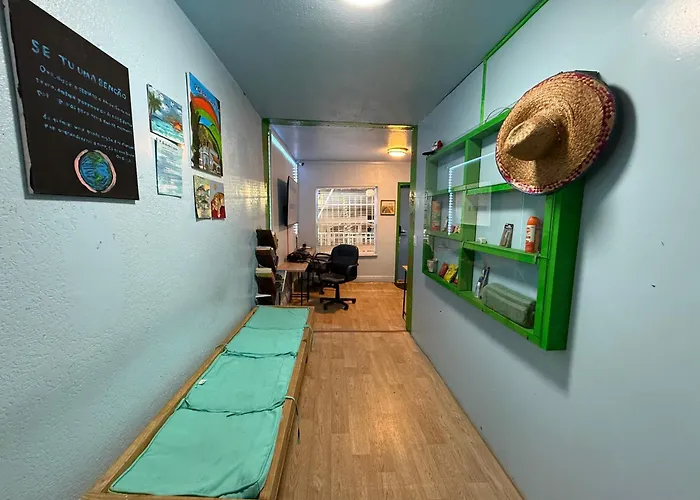 Oqp Vacations Hostel Miami