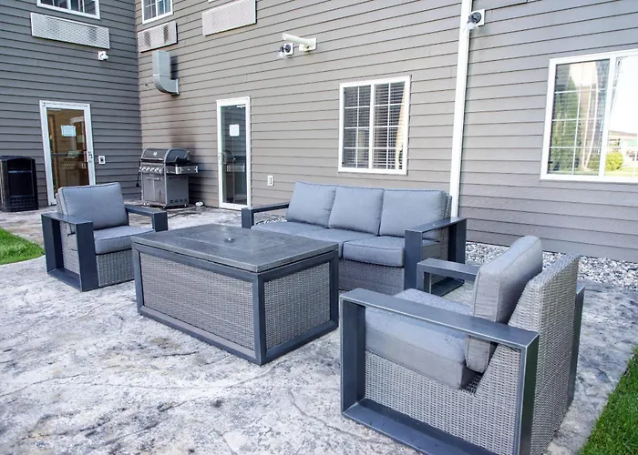 Mainstay Suites Fargo - I-94 Medical Center