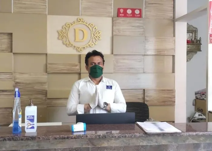 Hotel O Divine Residency Near Phoenix Marketcity Mumbai