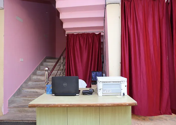 Oyo Flagship 39536 The Atithii Hotel Bhubaneswar