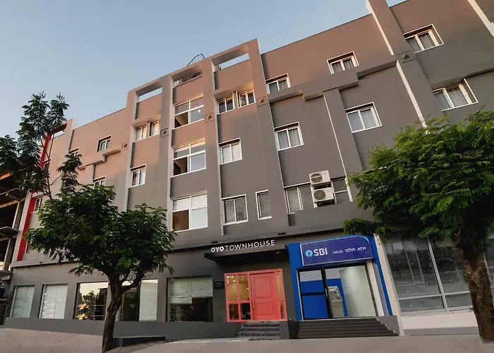 Townhouse Ss Aero Prime Hotel Shamshabad
