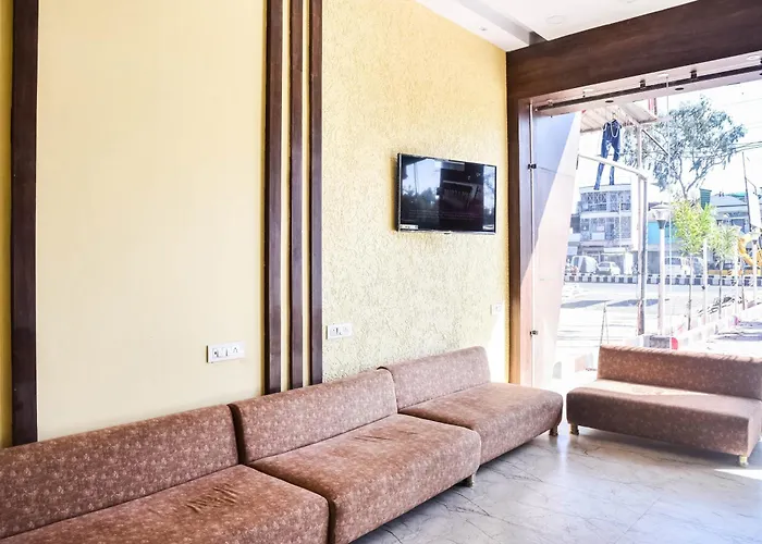 Hotel O Manglam Palace Bhopal