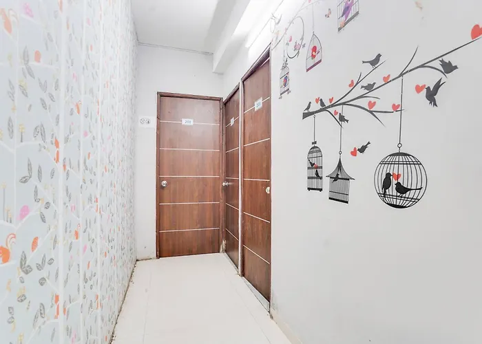 Hotel O Day Night Rooms Surat