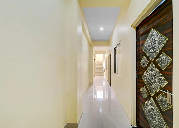 Hotel O Home Trimurti Guest House Guwahati