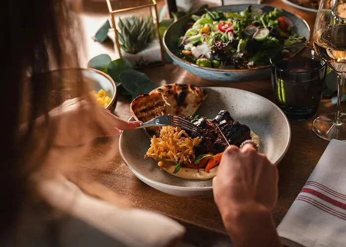 Marriott Downtown At Cf Toronto Eaton Centre Hotel