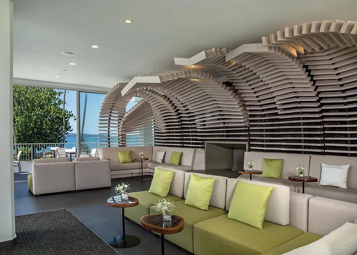 Grand Naniloa Hotel, A Doubletree By Hilton Hilo
