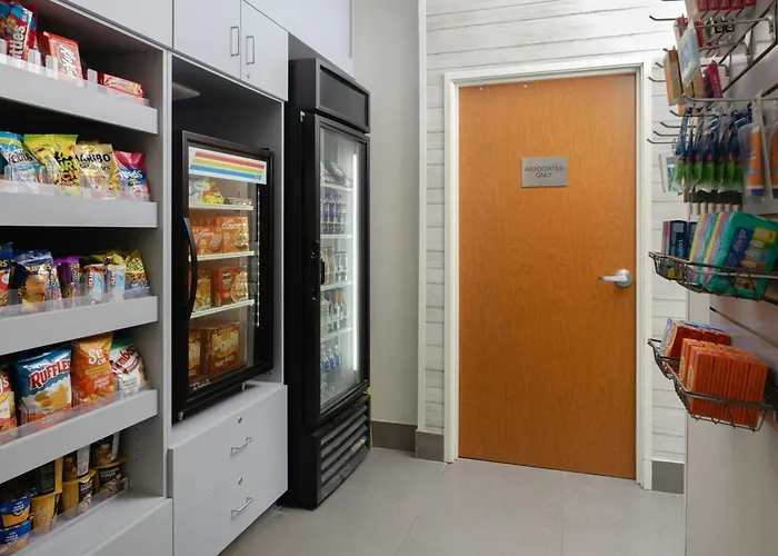 Hotels near Grand Rapids Airport