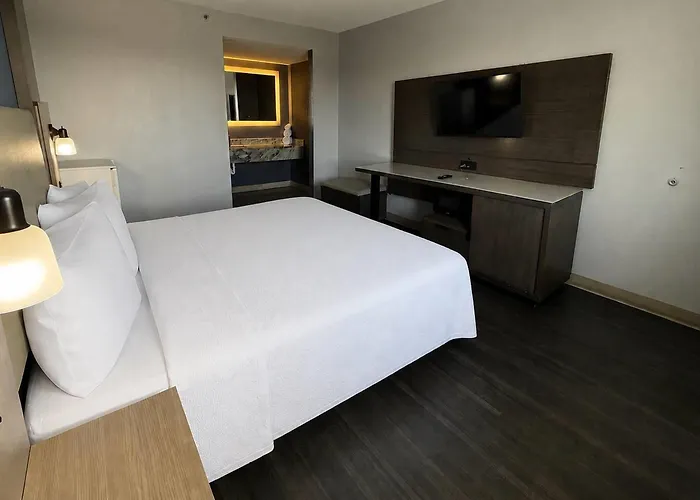 Days Inn By Wyndham El Paso I-10 East