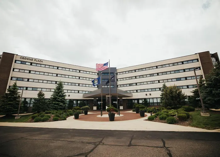 Crowne Plaza Lansing By Ihg Hotel