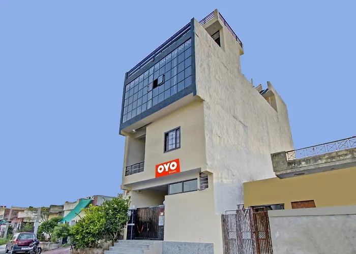 Hotel O Green Apple Jaipur