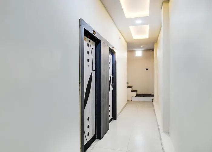 Hotel O Golden Valley Indore