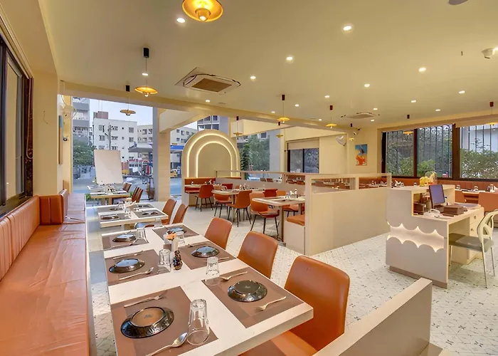 Vits Select Nashik Hotel
