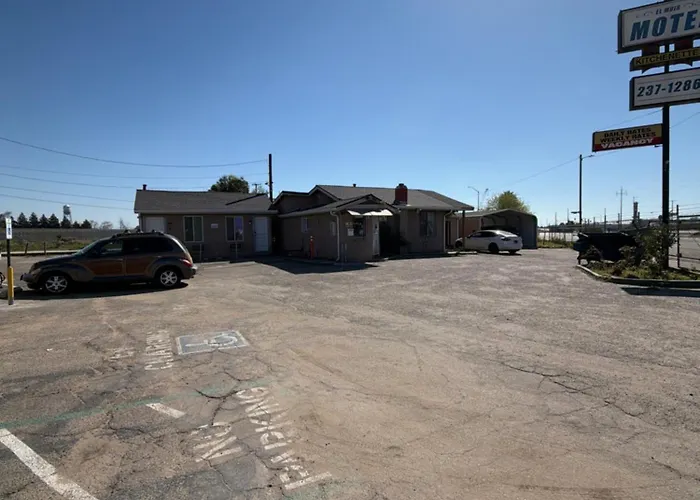 El Muir Motel Fresno