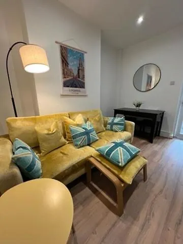 Windsor House Liverpool 3 Bed 2 Bath Free Parking