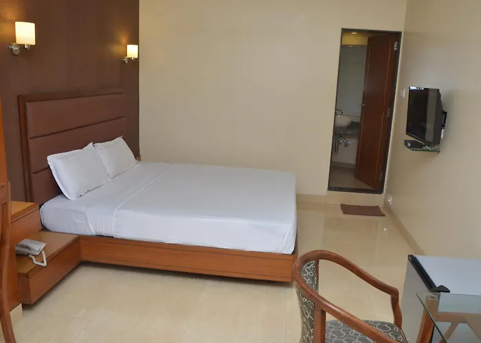 Hotel Ashray International, Sion - Near Bkc Mumbai