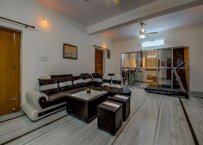 Hotel O Corporate Club Ranchi