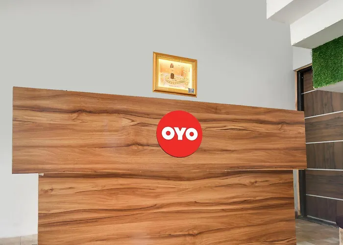 Hotel O Green Park Indore