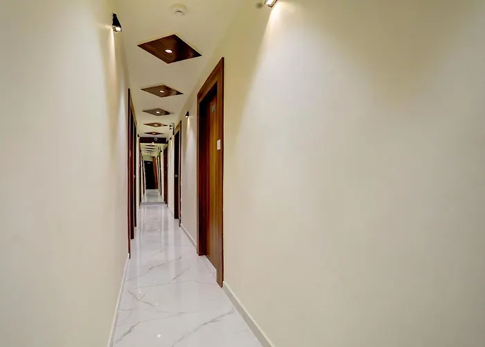 Hotel O Sun Light Ahmedabad