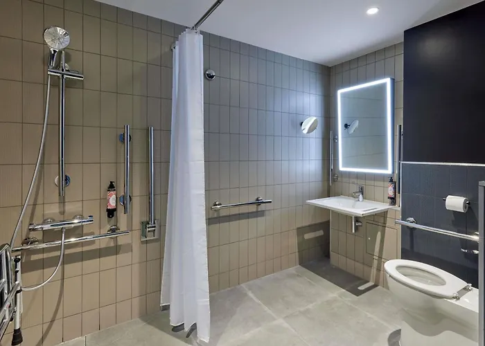 Aparthotel Adagio London City East