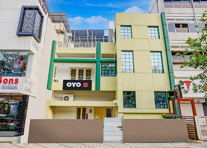 Hotel O Ashray Lodge Nagpur
