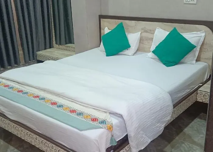 Hotel Vishwa Palace Chhatrapati Sambhajinagar