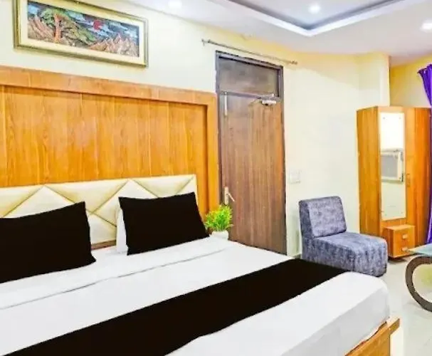 Hotel Khalsa Inn Lucknow