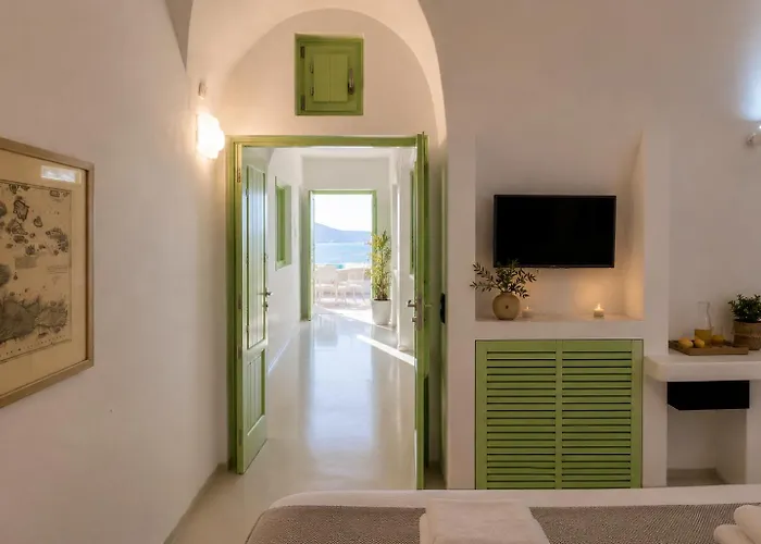 Mamma Mia Santorini Suites-Volcano -Caldera -Sunset View Fira 