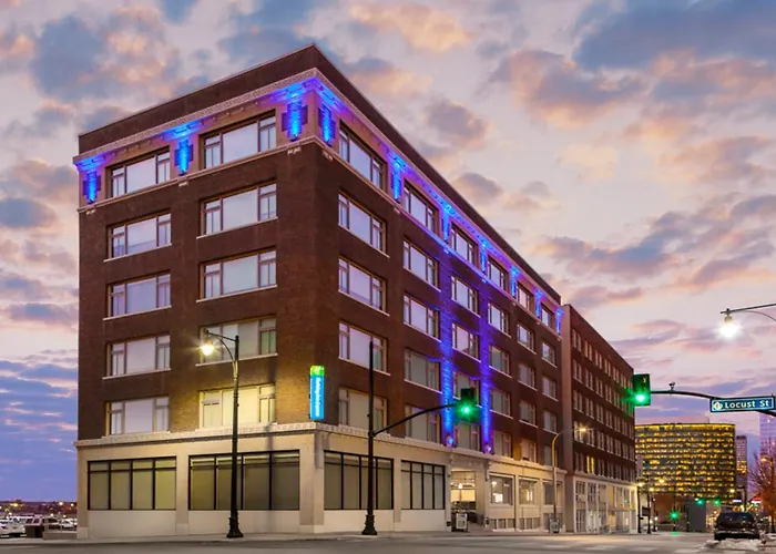 Holiday Inn Express Kansas City Downtown