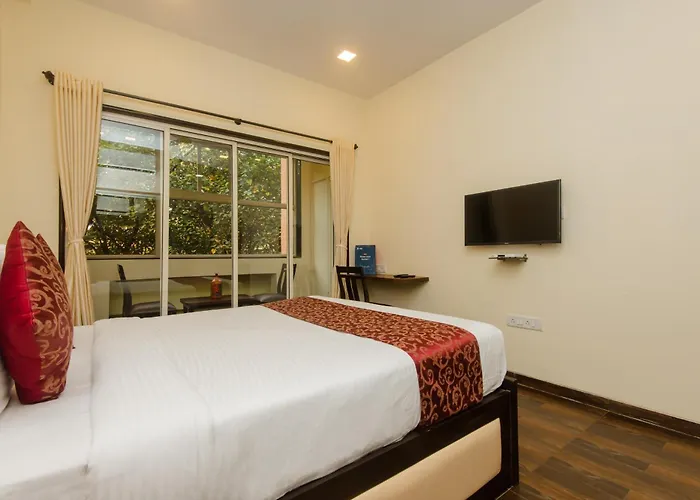 Hotel O Divine Residency Near Phoenix Marketcity Mumbai
