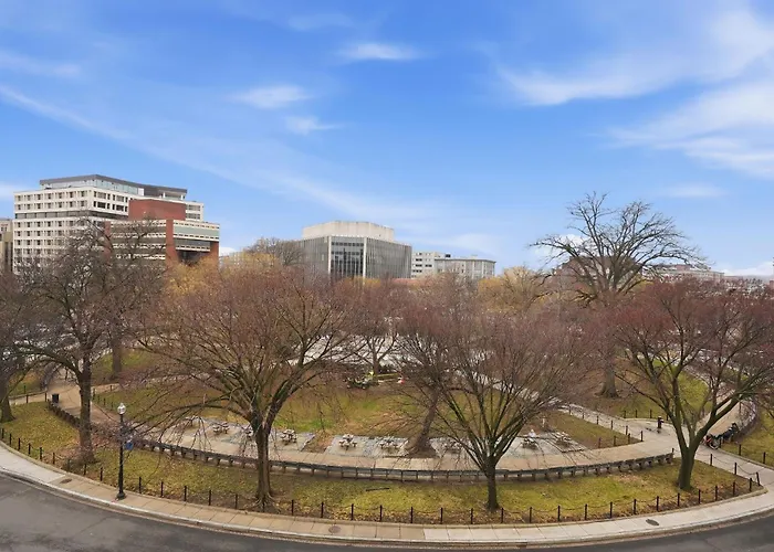 Placemakr Dupont Circle Washington