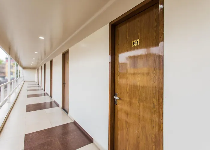 Oyo 11929 Hotel Ridhi Sidhi Indore