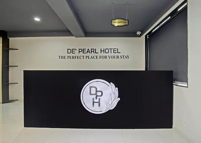Collection O De'Pearl Hotel Surat